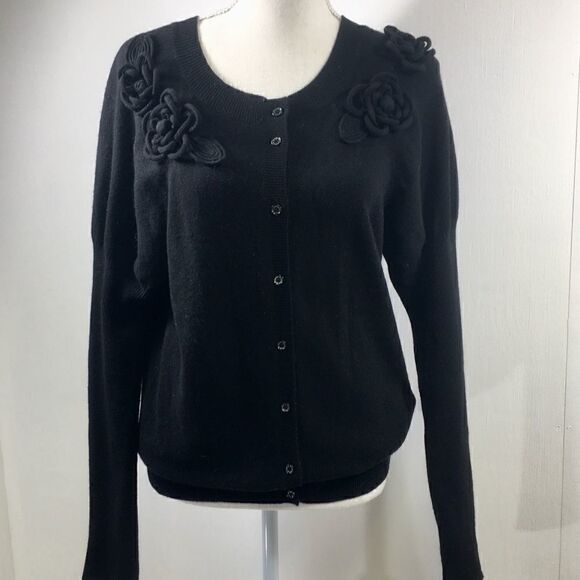 Love Moschino Black Buttoned Flower Cardigan. 6 - Picture 1 of 8